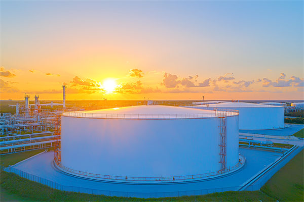 交易成功的人到底做对了什么？其实很简单，但大多数人都坚持不了