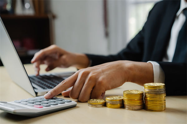 学会看十字星很重要，抄底逃顶它来告诉你