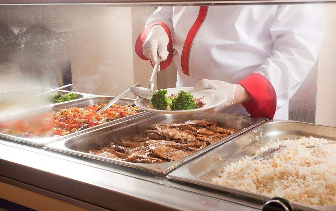 “中央厨房+微厨房” 北京试点校园餐供餐新模式