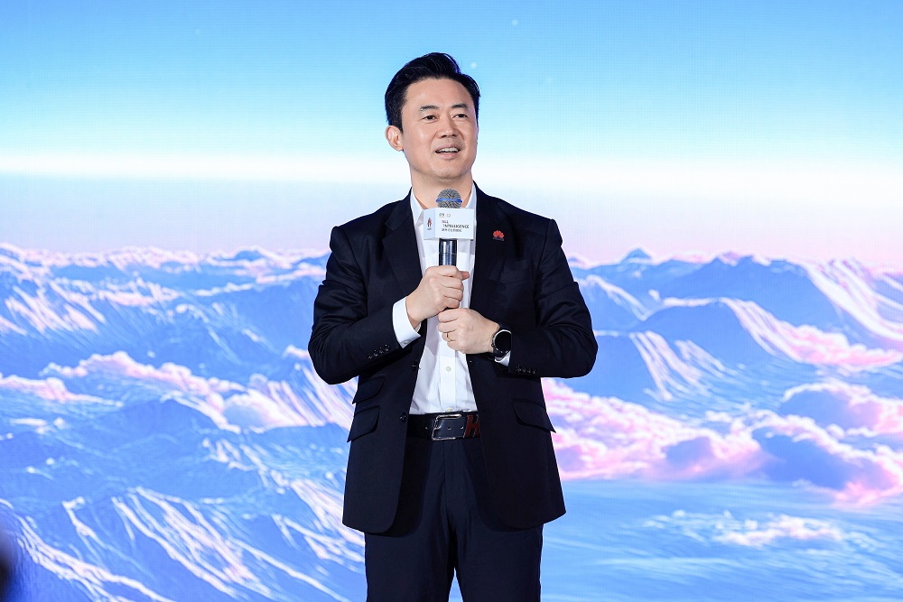 华为云持续创新，加速行业智能化跃升，成就行业AI先锋